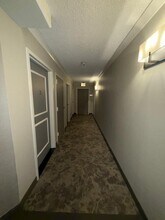 200 N Dearborn St in Chicago, IL - Building Photo - Building Photo