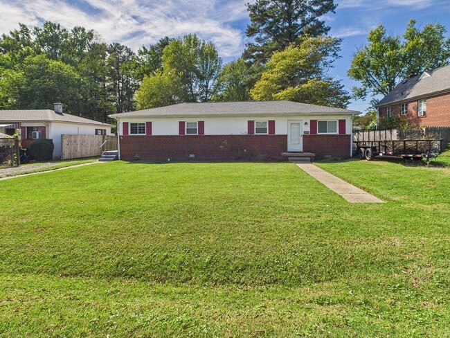 6018 Club Rd in Richmond, VA - Building Photo - Building Photo