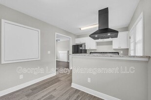 21 Andrews Ct in Toccoa, GA - Building Photo