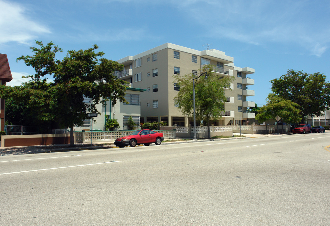 1163 Normandy Dr in Miami Beach, FL - Building Photo