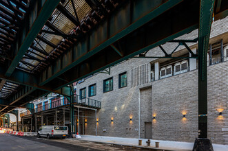 Pearson Street Condos in Long Island City, NY - Building Photo - Building Photo