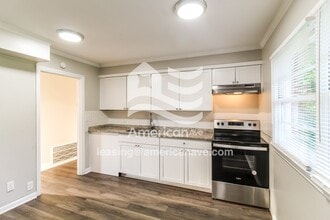 605 Westview Dr in Fort Valley, GA - Building Photo - Building Photo