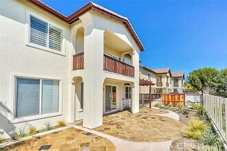 24 Country Walk Dr in Aliso Viejo, CA - Building Photo - Building Photo