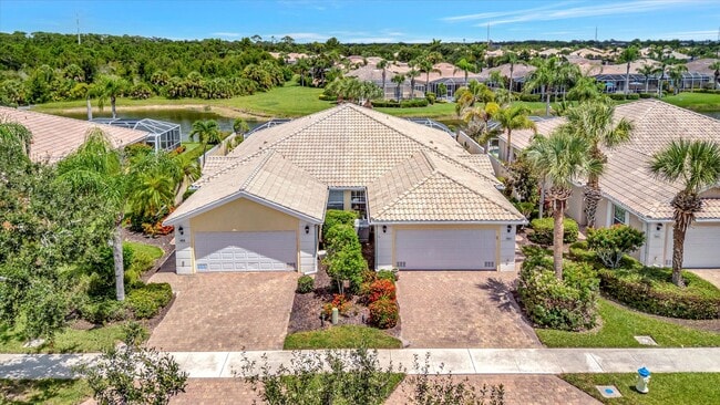 5955 Benevento Dr in Sarasota, FL - Building Photo - Building Photo