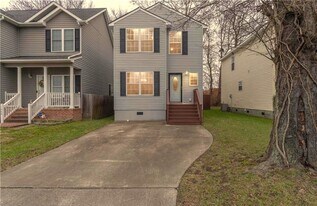 1466 Oliver Ave in Chesapeake, VA - Building Photo