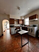 51 Porter Rd, Unit T in Cambridge, MA - Building Photo