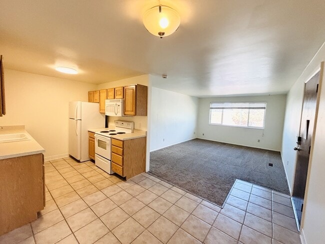 property at 4768 S Bonair St