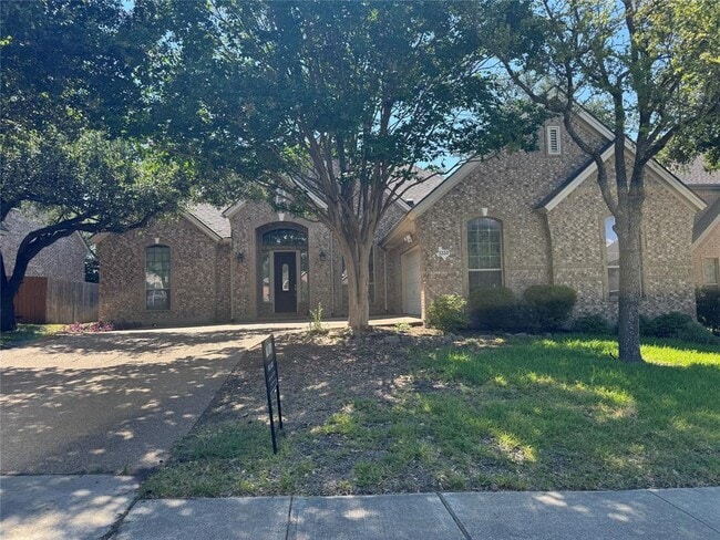 property at 1220 Pine Forest Cir