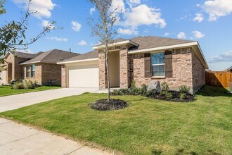 5808 Piedrosa Ct in Lantana, TX - Building Photo - Building Photo