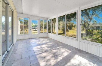 2315 Snowflake Ln in North Port, FL - Building Photo - Building Photo