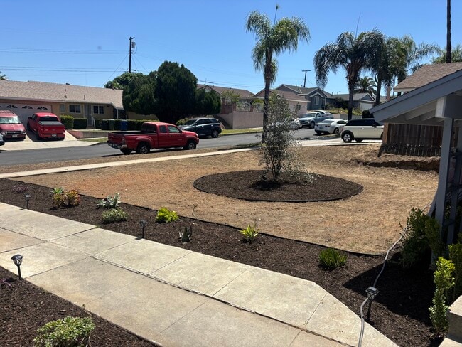 12349 Glamis St in Pacoima, CA - Building Photo - Building Photo