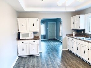 13870 Couwlier Ave in Warren, MI - Building Photo - Building Photo