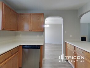 5926 Ironmill Creek in Converse, TX - Building Photo - Building Photo