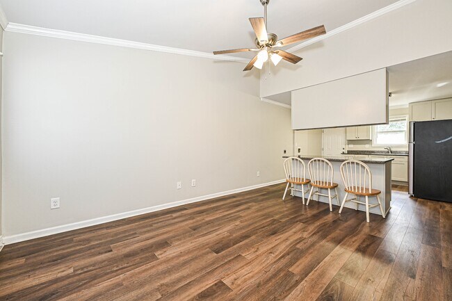 302 E Hudson St in Monroe, NC - Building Photo - Building Photo