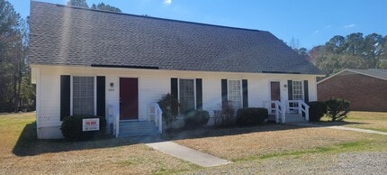 5428 Sidbury Rd in Castle Hayne, NC - Building Photo - Building Photo