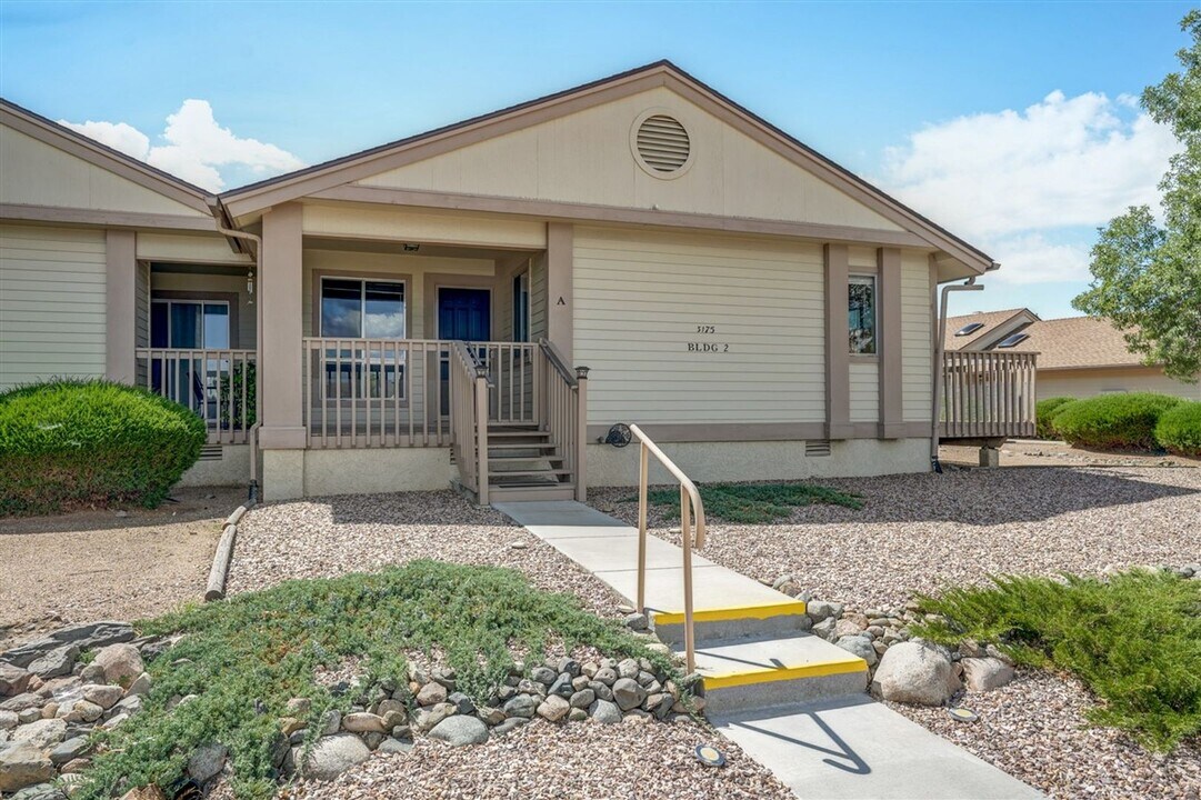 3175 Shoshone Dr in Prescott, AZ - Building Photo