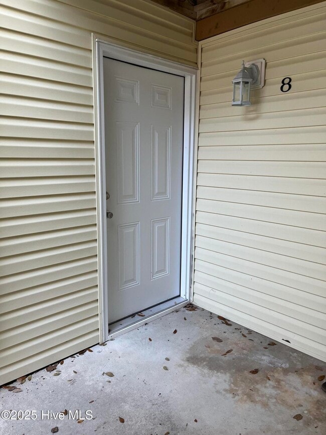 2036 Sloop Point Loop Rd in Hampstead, NC - Building Photo - Building Photo
