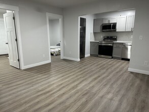 131 E 300 N, Unit 3 in Price, UT - Foto de edificio - Building Photo