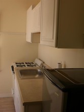 19144 Calvert St in Los Angeles, CA - Building Photo - Building Photo