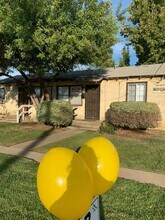 595 S 2nd St in El Cajon, CA - Building Photo - Building Photo