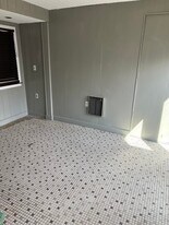 109 Quincy Ave in Braintree, MA - Building Photo