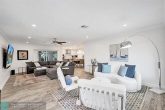 2710 NE 5th St in Pompano Beach, FL - Foto de edificio - Building Photo