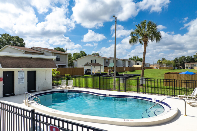 Valley View Town & Garden Homes in Seffner, FL - Foto de edificio - Building Photo