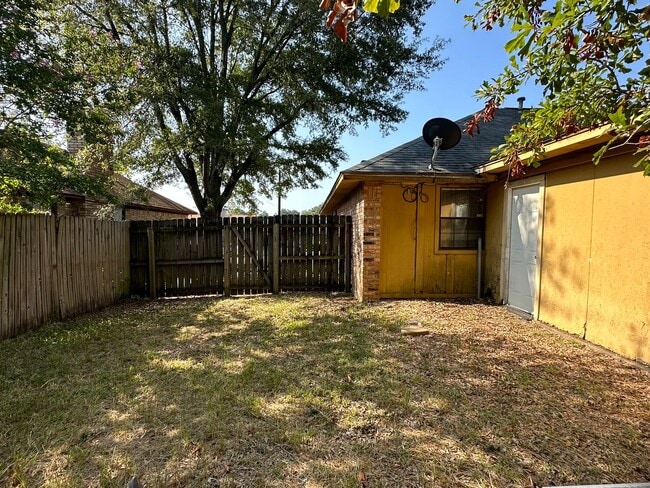 314-316-316 Brookwood Dr in Texarkana, TX - Building Photo - Building Photo