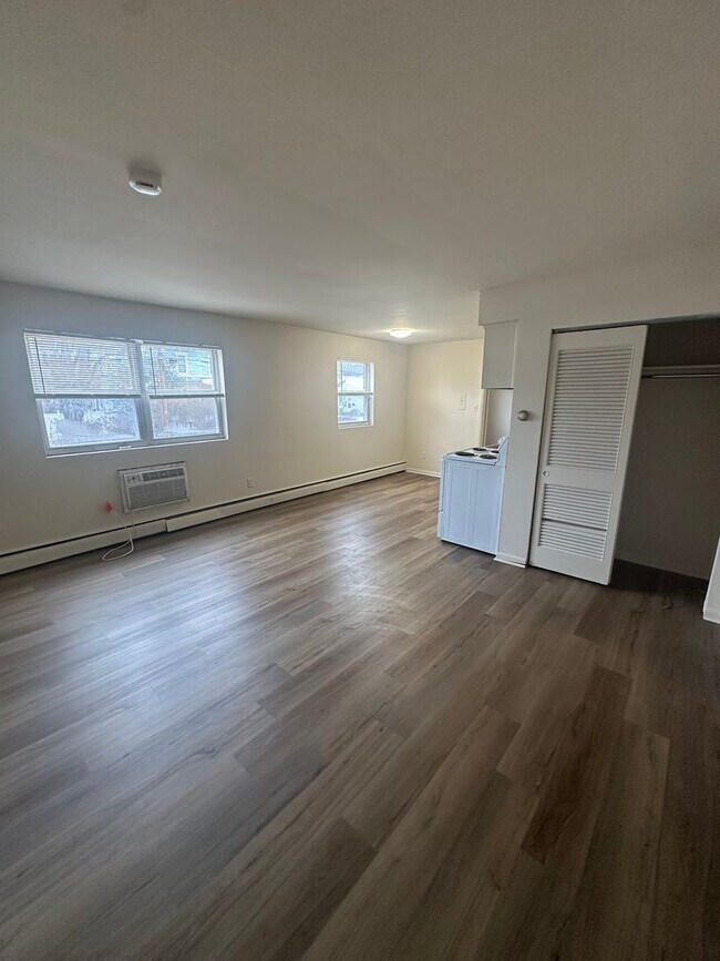 215 Felton Ave in Collingdale, PA - Building Photo - Building Photo