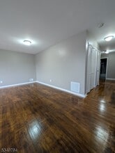 456 Clarkson Ave in Elizabeth, NJ - Building Photo - Building Photo