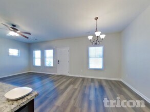 748 Galveston Way, Unit 0303 in Mcdonough, GA - Building Photo - Building Photo