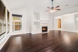87 N Veranda Ridge Dr in Spring, TX - Building Photo - Building Photo
