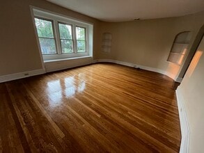 638 Taylor Ave, Unit 2 in Scranton, PA - Building Photo - Building Photo