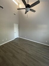16847 Balmoral St in Montgomery, TX - Building Photo - Building Photo