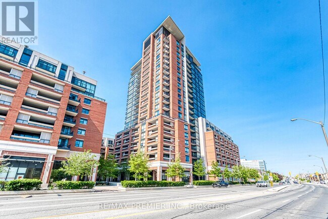 800-2800 Lawrence Ave W in Toronto, ON - Building Photo - Building Photo