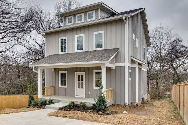 942 Strouse Ave in Nashville, TN - Foto de edificio - Building Photo