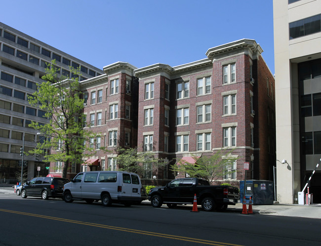 500 3rd St NW in Washington, DC - Foto de edificio - Building Photo