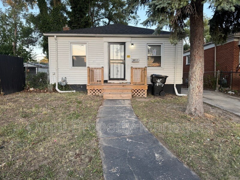 18470 Fenelon St in Detroit, MI - Building Photo