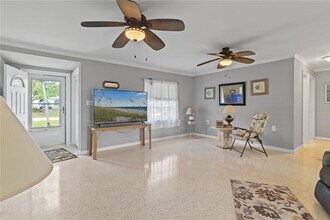 4020 Palm Dr in Punta Gorda, FL - Building Photo - Building Photo