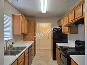 1023 Parkview Cir in Hewitt, TX - Building Photo - Building Photo