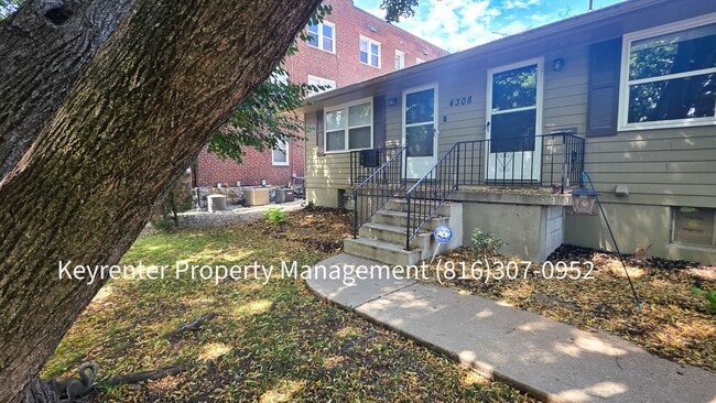 property at 4308 Oak St