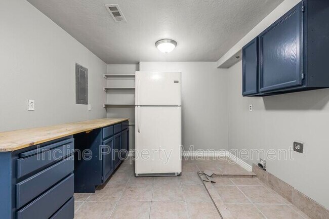 4016 S Sunrise Dr in Saratoga Springs, UT - Building Photo - Building Photo