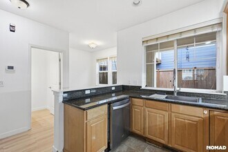 15 164th St SW in Bothell, WA - Foto de edificio - Building Photo