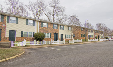 Laurel Hill Apartments in Shelby, NC - Foto de edificio - Building Photo