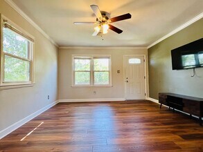 4000 Mayflower Rd in Norfolk, VA - Building Photo - Building Photo