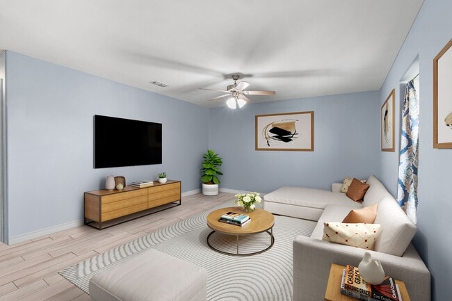 Stewart Apartments in Laredo, TX - Building Photo - Building Photo