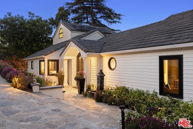 property at 15438 Mulholland Dr