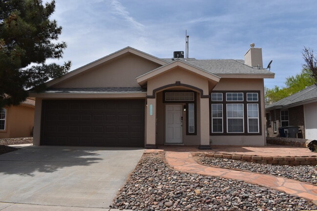 10893 Alfredo Vasquez Pl in El Paso, TX - Foto de edificio - Building Photo