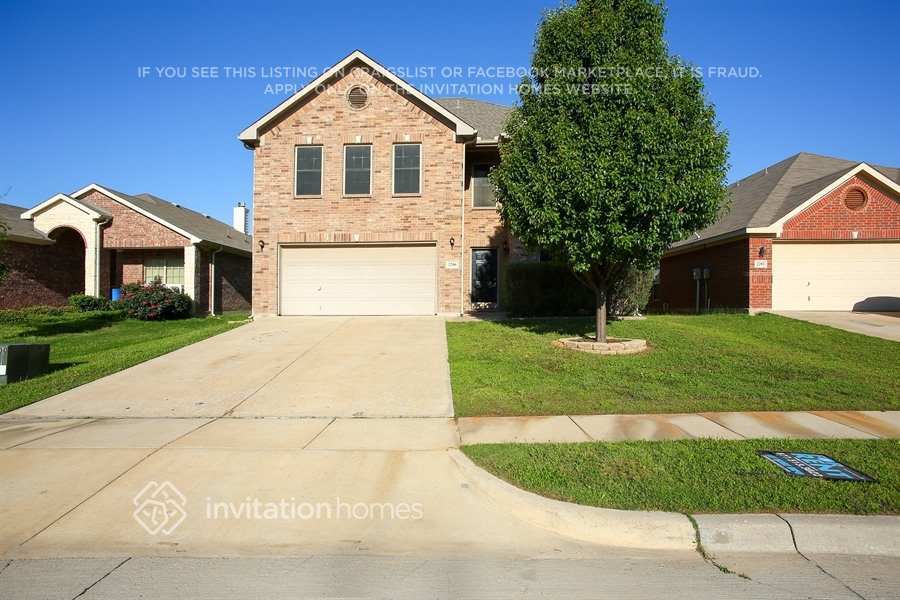 2206 Brandy Dr in Weatherford, TX - Building Photo