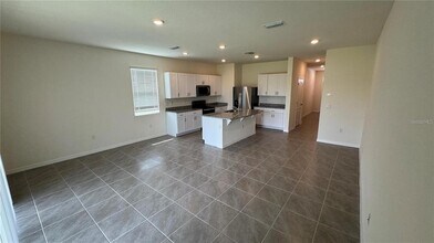 1446 Isleta Lp in Kissimmee, FL - Building Photo - Building Photo